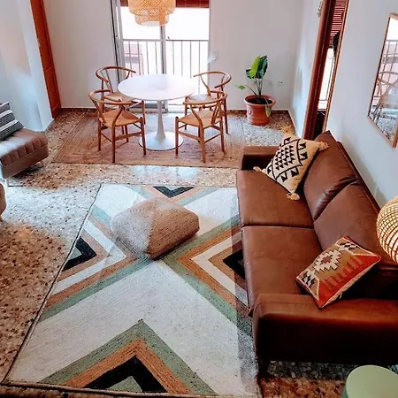 Mountain Retreat With Stunning Terrace Views Holiday home *